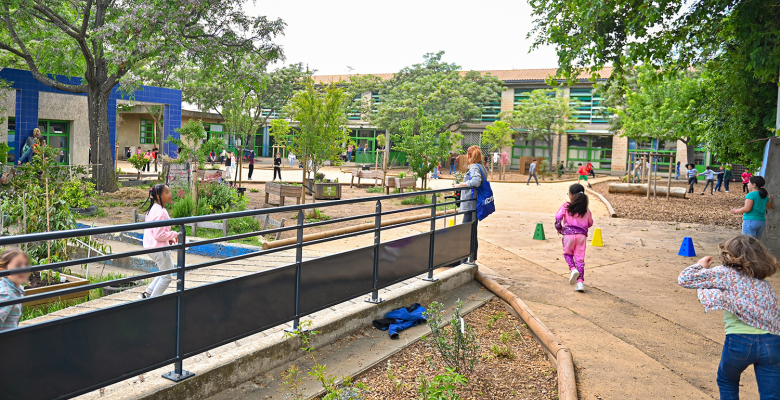 Cour aventure - Ecole élémentaire Jacques Brel