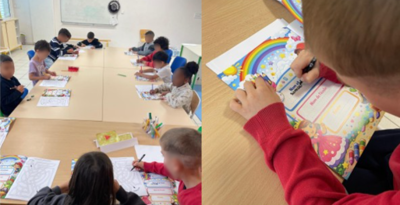 Photos d'enfants travaillant sur le cahier d'activités