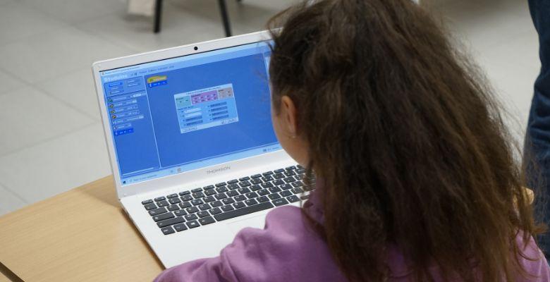 Atelier robotique et codage - École Olympe de Gouges