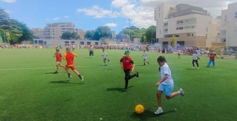 Painlevé, Mermoz, Zay et Moulin: un ballon rond qui rassemble