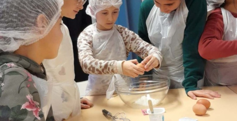 Un atelier cuisine qui met l’eau à la bouche à l’école Painlevé 