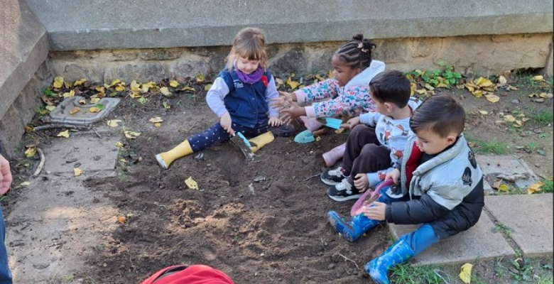 Un jardin pour apprendre toute l’année à l’école ROUX 
