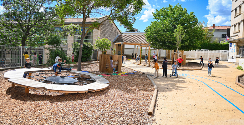 Cour aventure - Ecole maternelle Simone Signoret
