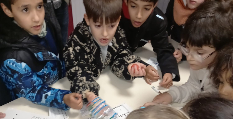Enfants en train de jouer