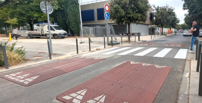 dispositifs de ralentissement
