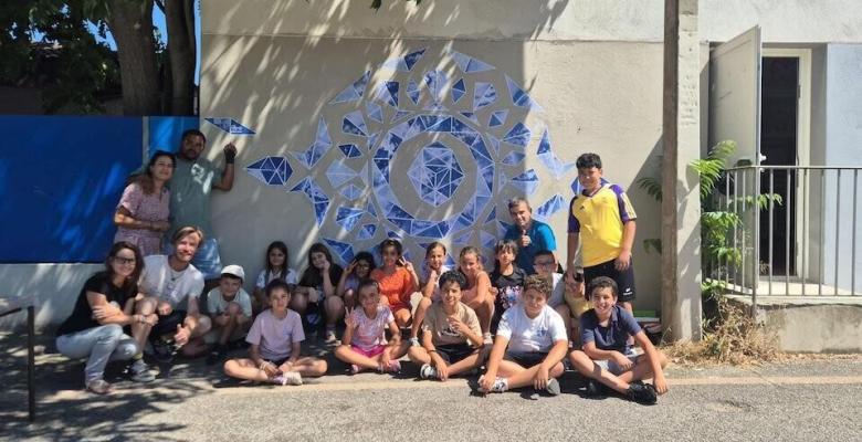 Les quinze enfants de l'ALSH les Aiguerelles en route pour le jeu de piste