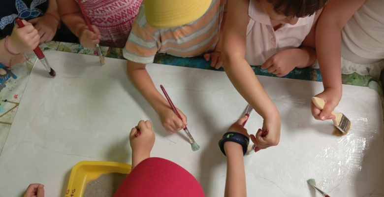 peinture à plusieurs mains